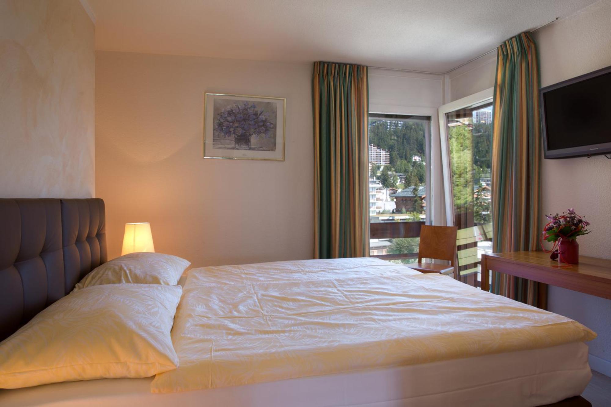 Hotel Helvetia Intergolf Crans-Montana Esterno foto