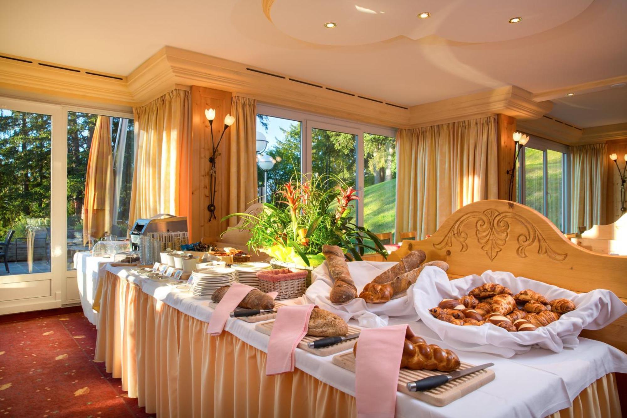 Hotel Helvetia Intergolf Crans-Montana Esterno foto